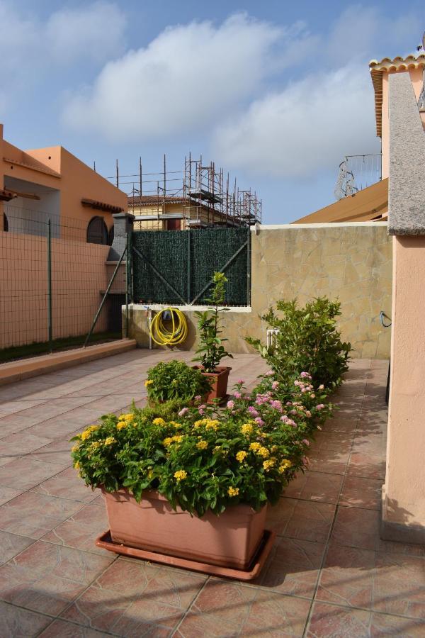Casa rosa dei venti Pula Exterior foto